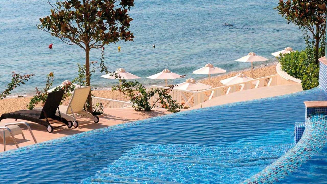 Luxurious And Panoramic Apartments At The Beach In La Mer Complex Golden Sands Exteriör bild