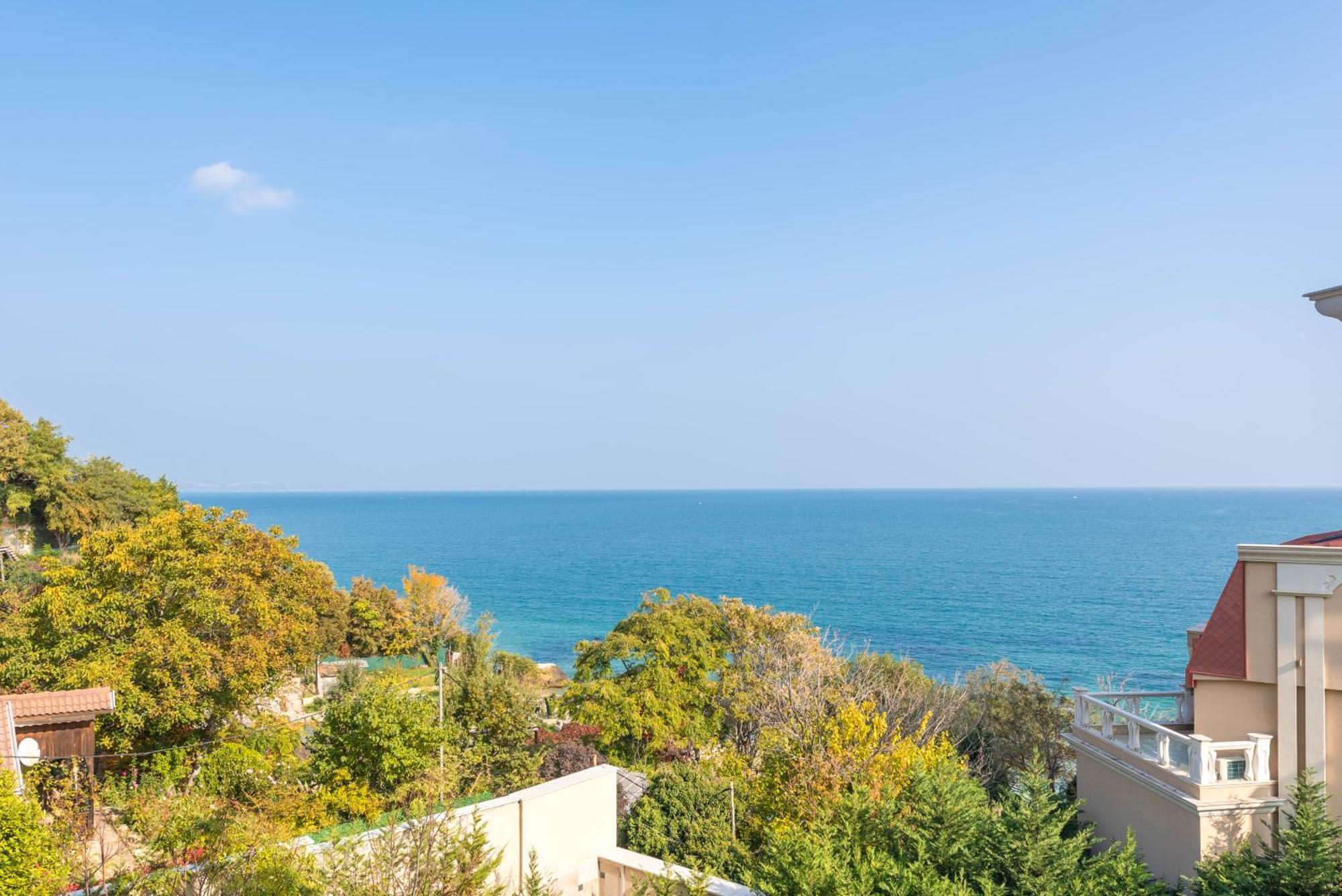 Luxurious And Panoramic Apartments At The Beach In La Mer Complex Golden Sands Exteriör bild