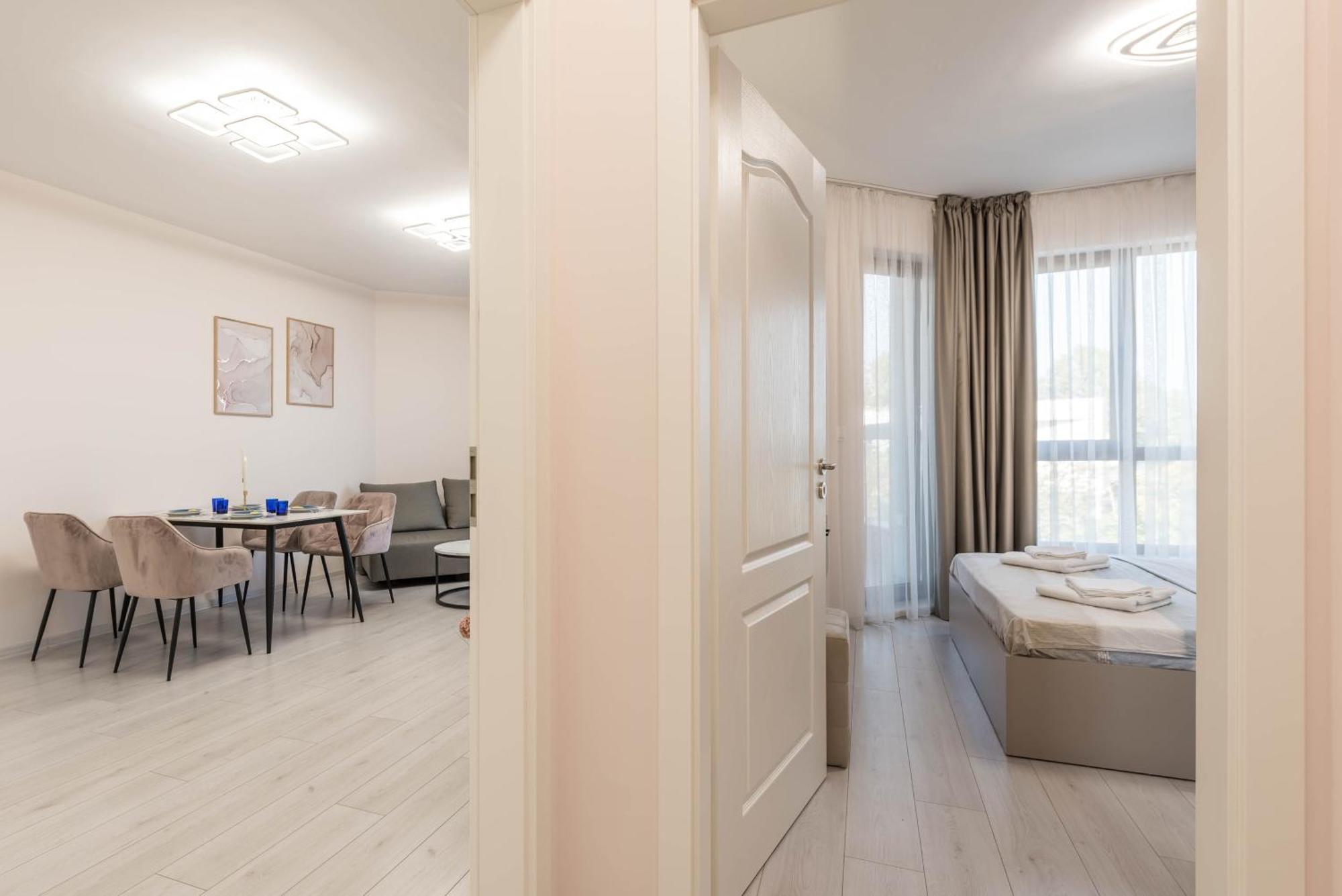 Luxurious And Panoramic Apartments At The Beach In La Mer Complex Golden Sands Exteriör bild